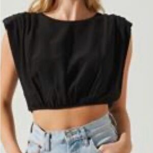 ASTR THE LABEL Elegant Black Women's Crop Top Size M NWT